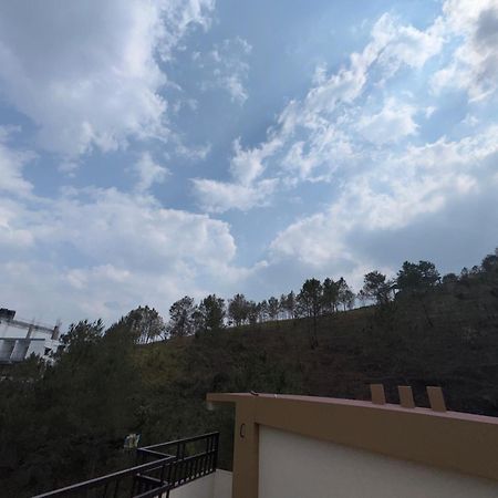 Xtsy Travellers Hostel Shillong Kültér fotó