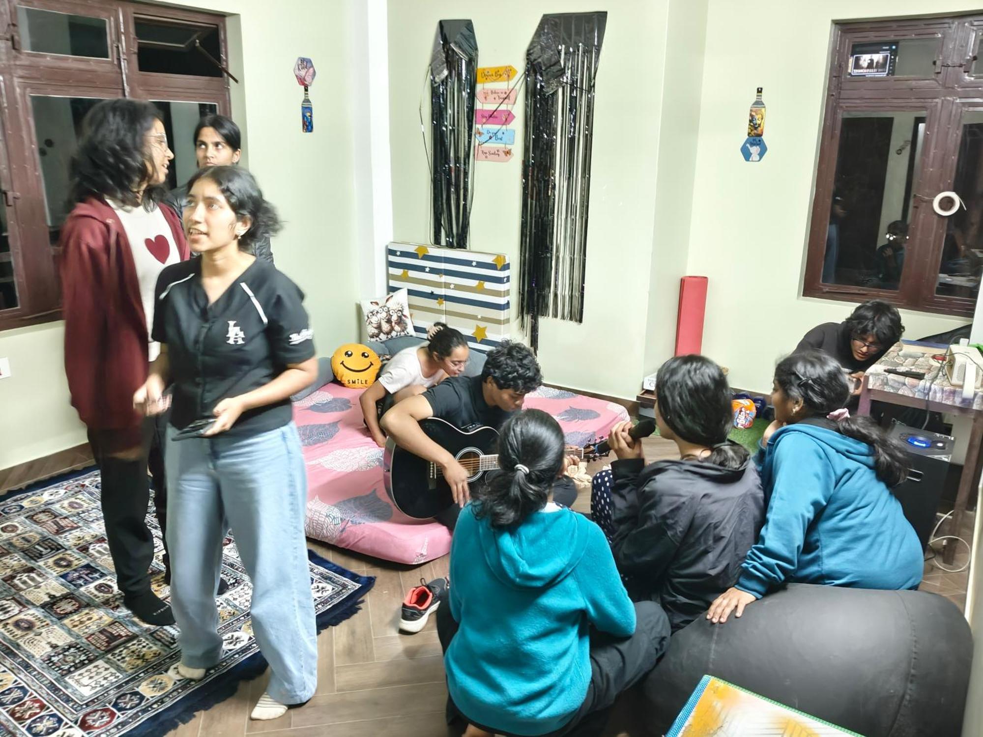 Xtsy Travellers Hostel Shillong Kültér fotó